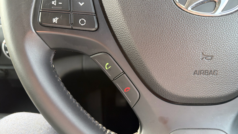 Hyundai i10 1.0 SE 5dr Petrol Hatchback